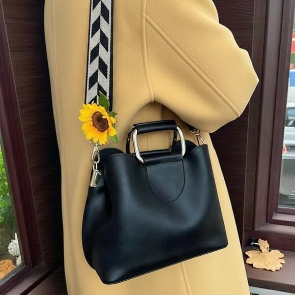 ποΈBlack & Beige Adjustable Geometric Print Purse Strap | Crossbody Replacement - Picture 5 of 10